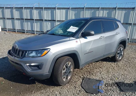 2018 Jeep Compass Trailhawk 4X4 z USA, uszkodzony, nr VIN 3C4NJDDB9JT169184
